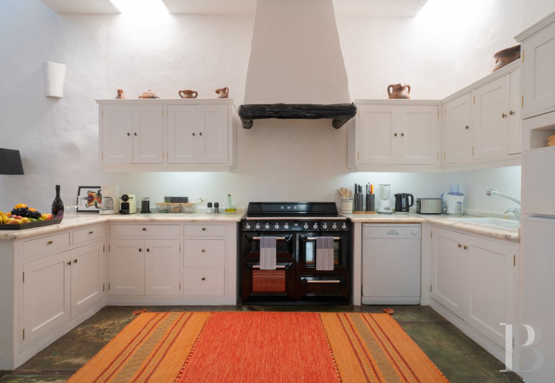 An old finca renovated in a contemporary style on the island of Lanzarote, in the Canary Islands - photo  n°6